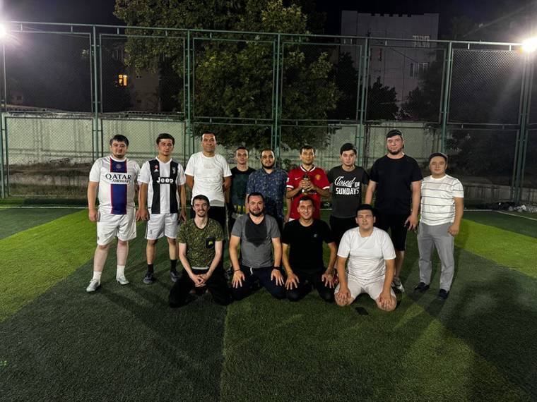 Футбольная команда FOM