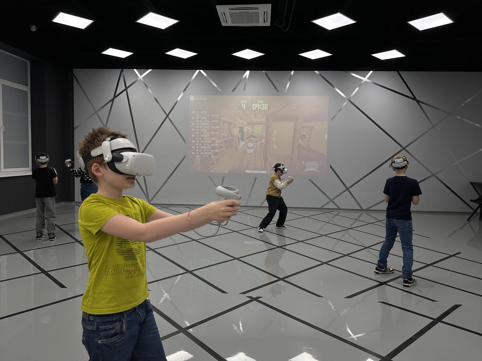 VR Room noteikumi – Lietošanas un drošības noteikumi VR izklaidei Rīgā