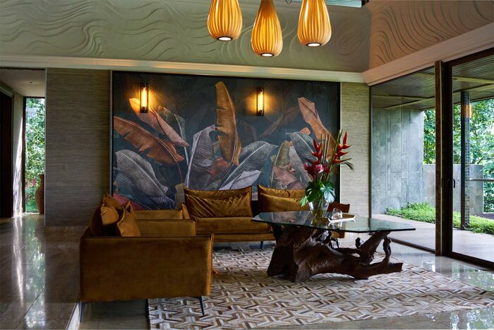Luxury Villa for four with floor-to-ceiling jungle windows