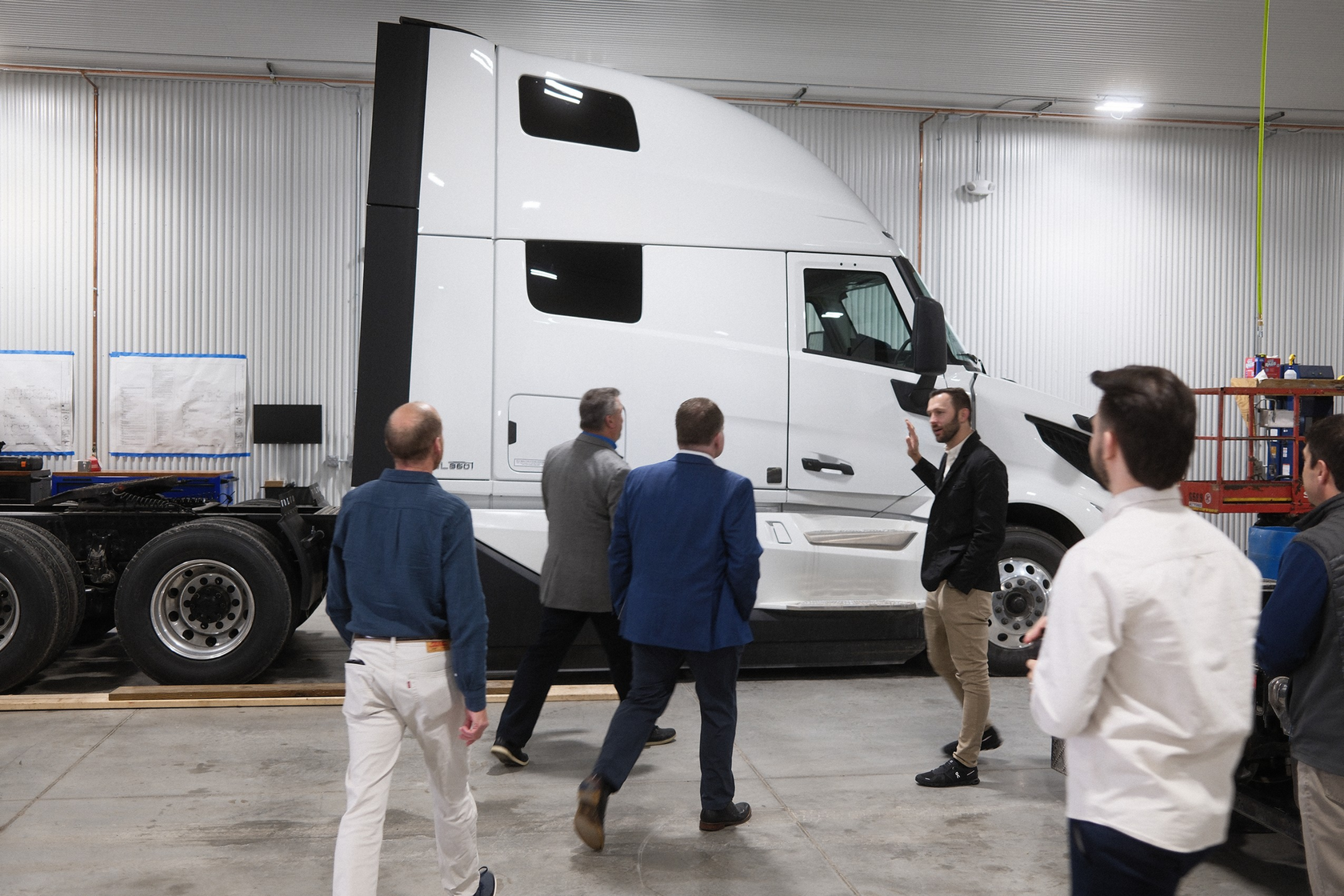 BRAVAN shipper solutions