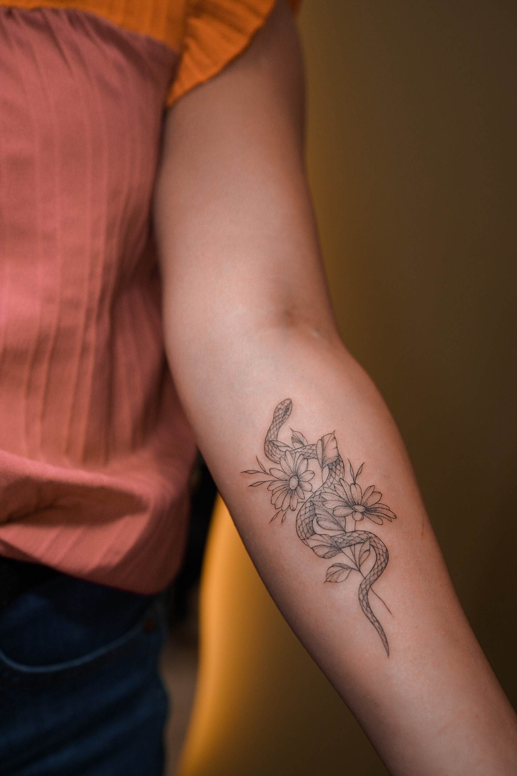 Lina's Lines: Fine Line Tattoo Studio