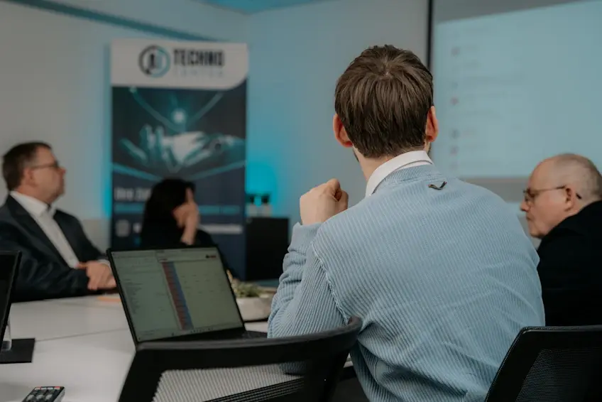 Meeting und Anforderungsanalyse bei AI Techno Center