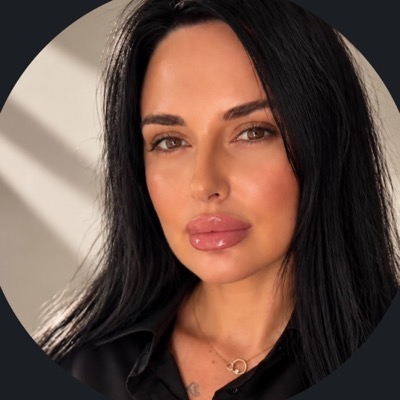 Анна Гопкало
