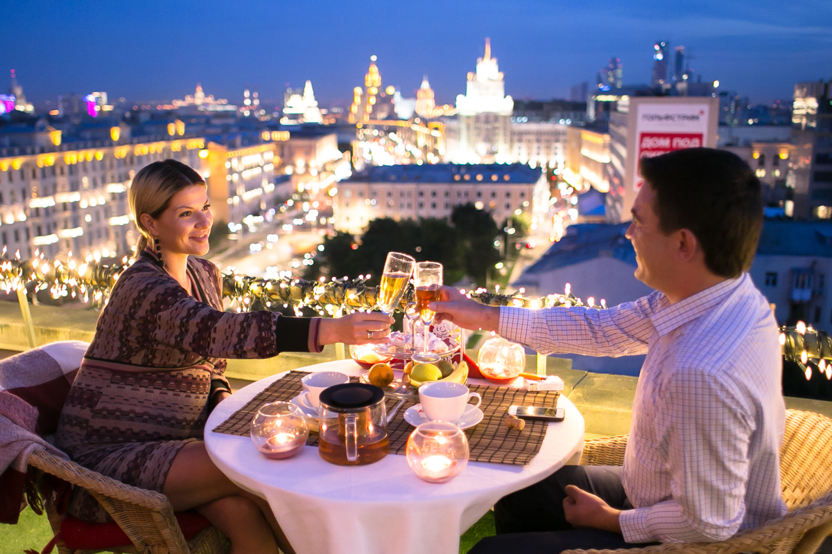 Свидание На Крыше в Москве с Фотосессией и Теплым домиком на Два Часа