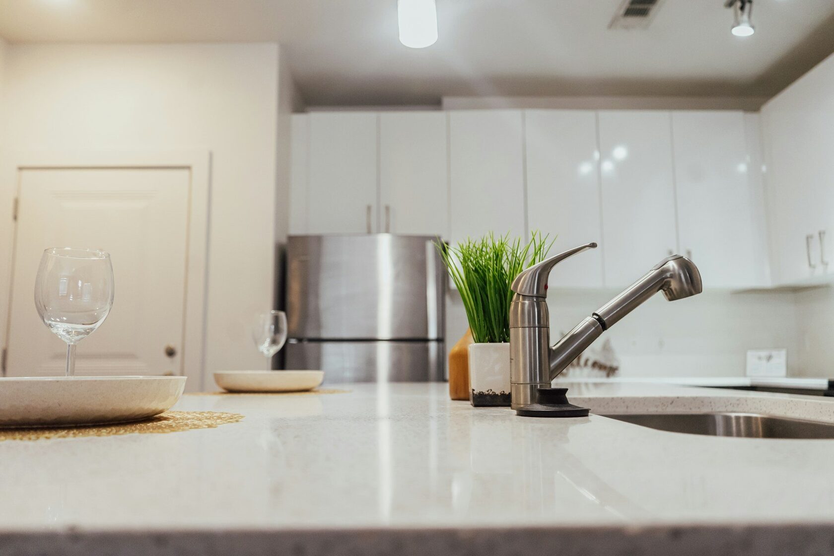 Should I Replace or Repair My Countertops? Expert Tips Inside
