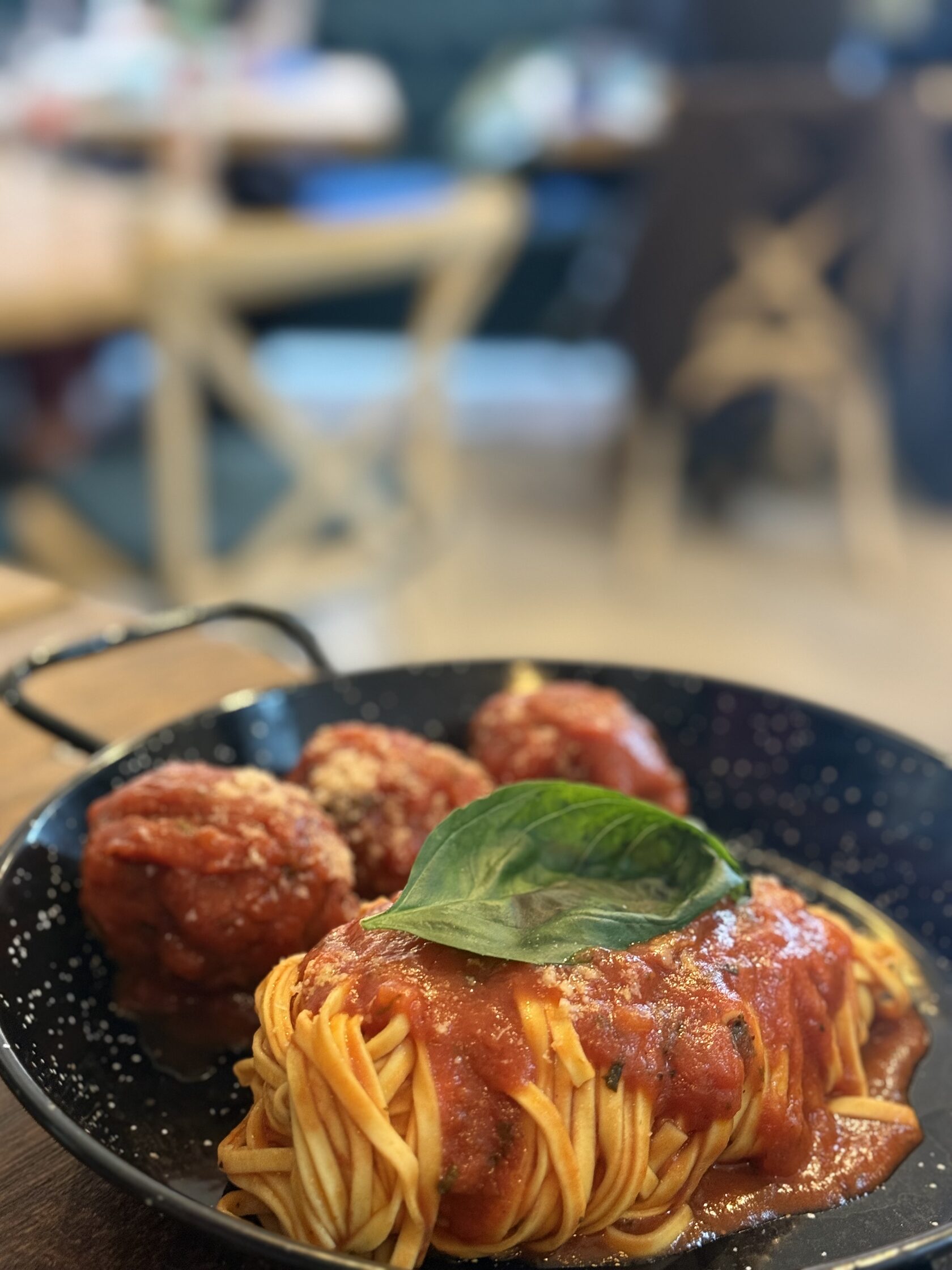 Plat La Reginella