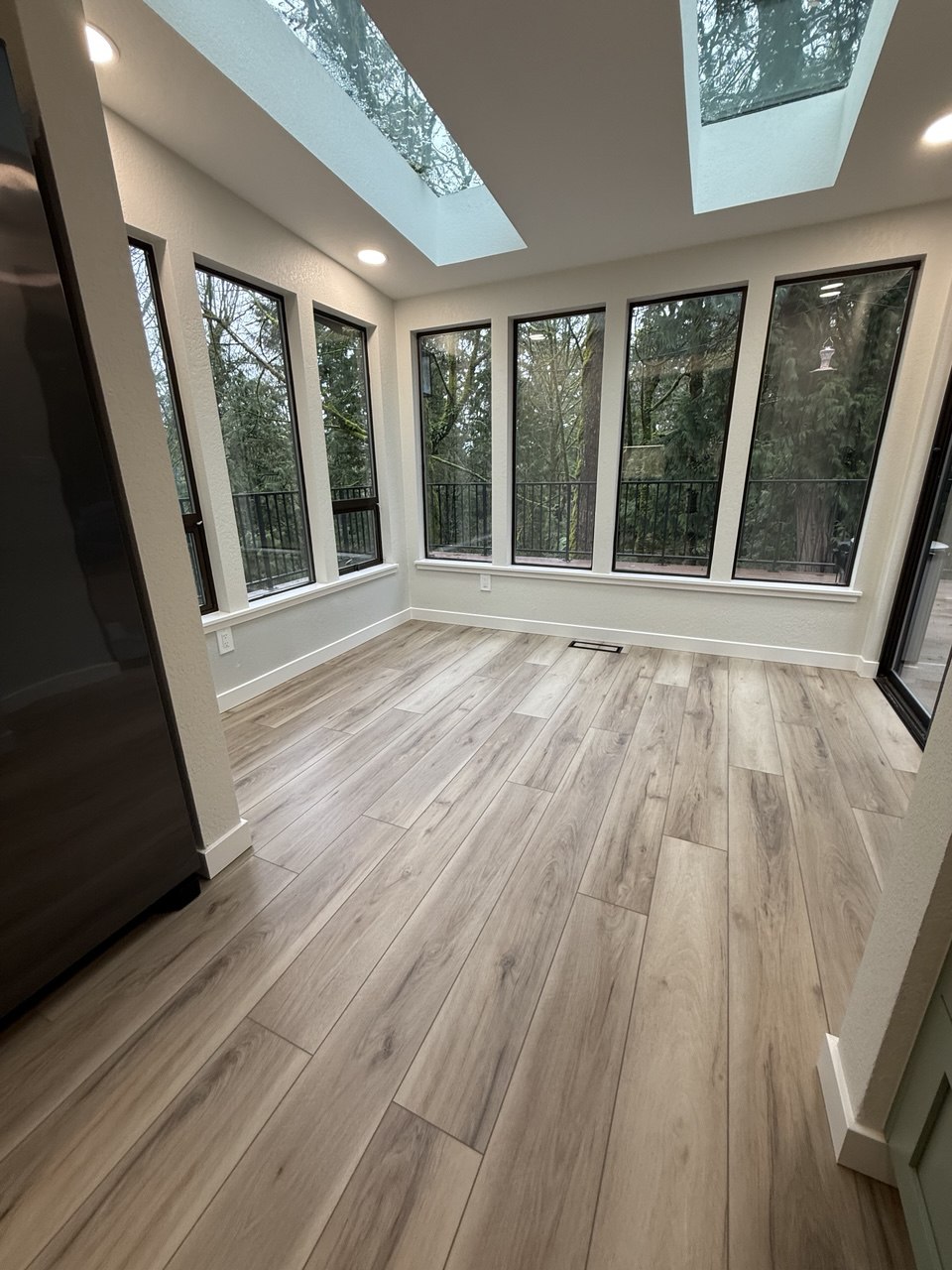 Bellevue Home Remodeling - Interior/Exterior painting