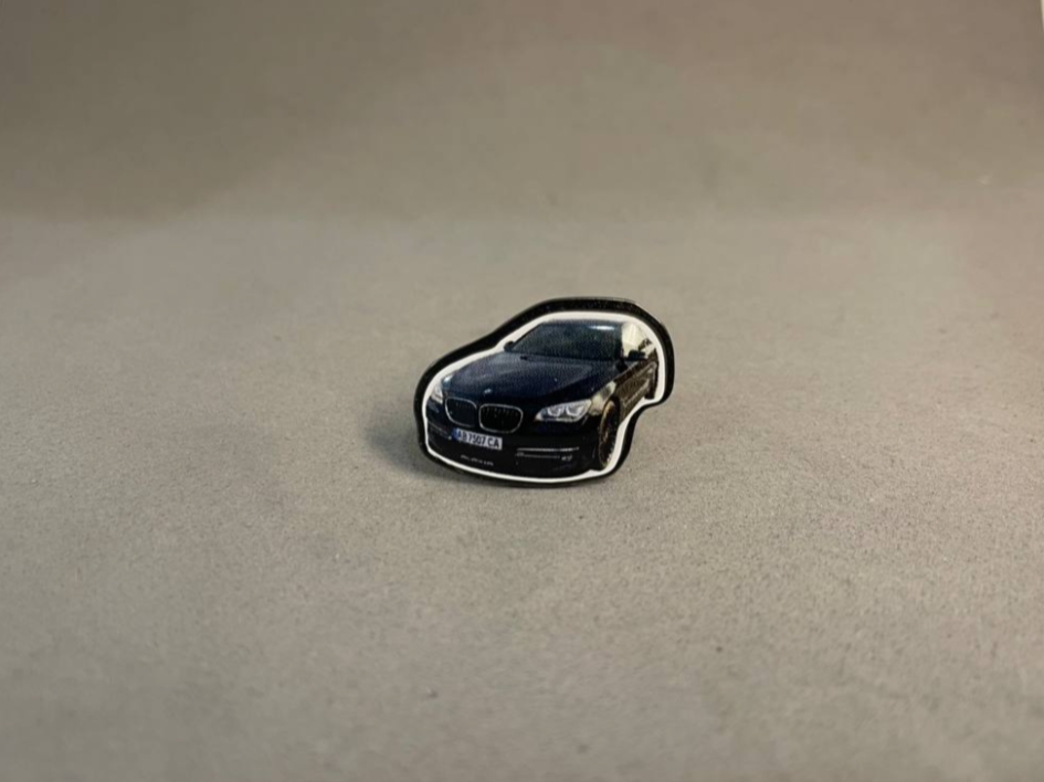 Значок BMW, Замовити піни з влісним дизайном