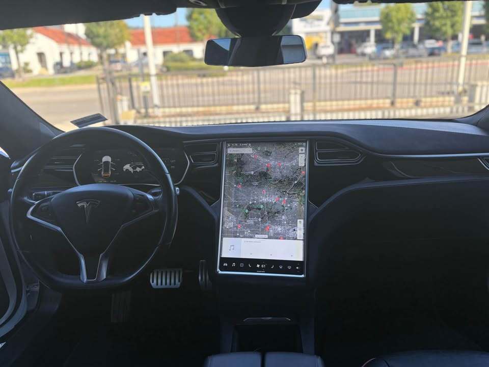 2014 Tesla Model S Performance - Photo 19