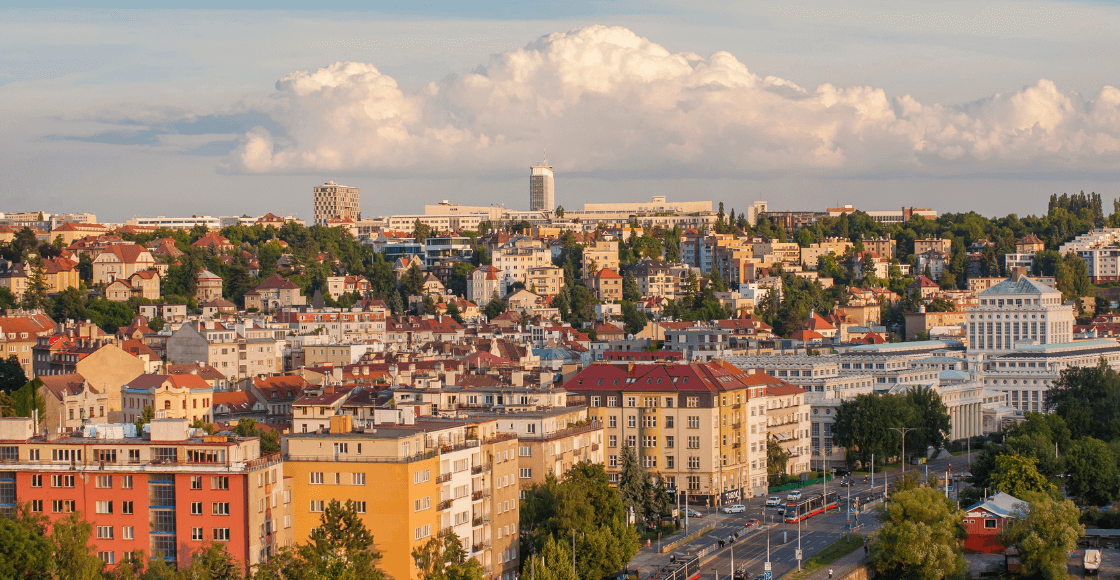 Мечтаешь получить престижное экономическое образование? Успей записаться на языковые курсы ведущего университета Чехии и получи скидку до 200 евро!