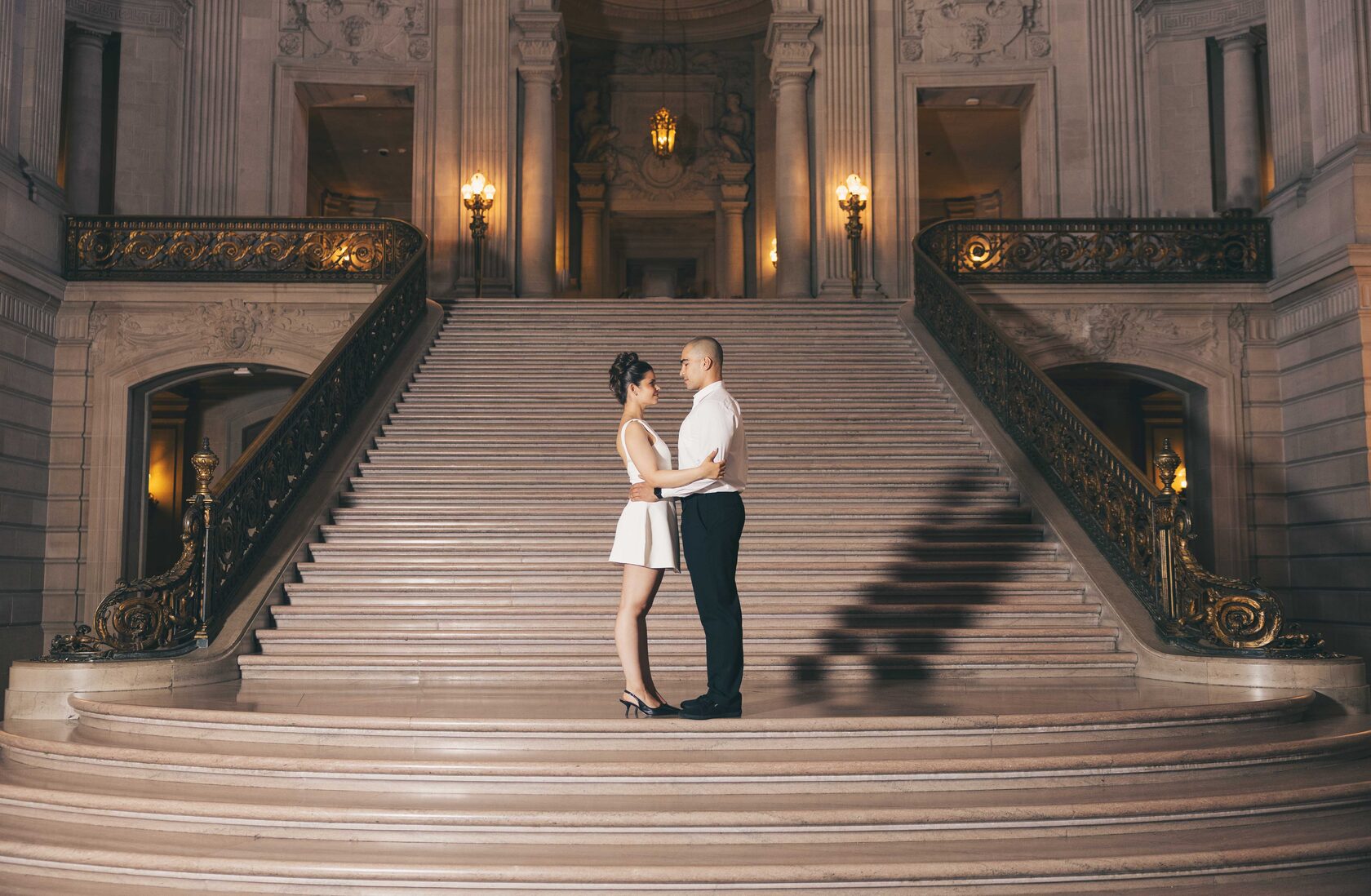 San Francisco City Hall architecture wedding photo