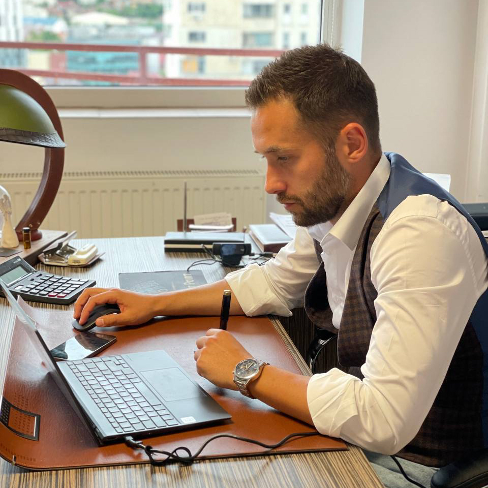 Alexandru Chirilă într-un alt context profesional