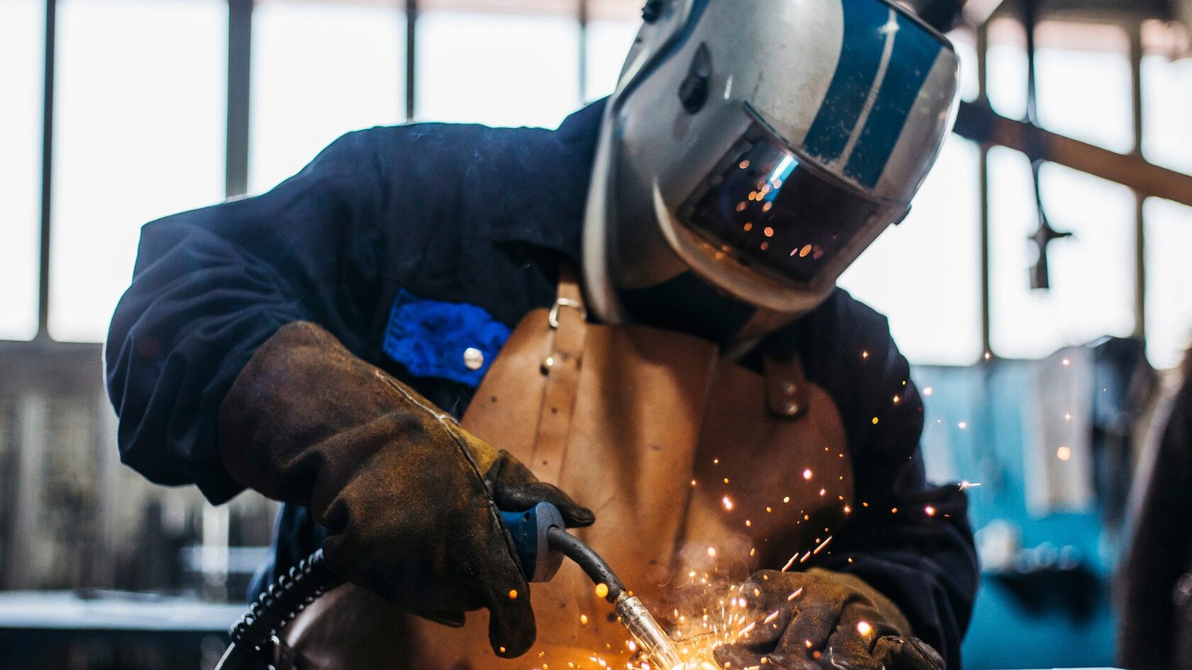 Вакансии сварщиков и монтажников в Финляндии, Чехии и Эстонии