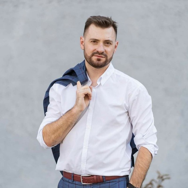 Виталий Сафронов