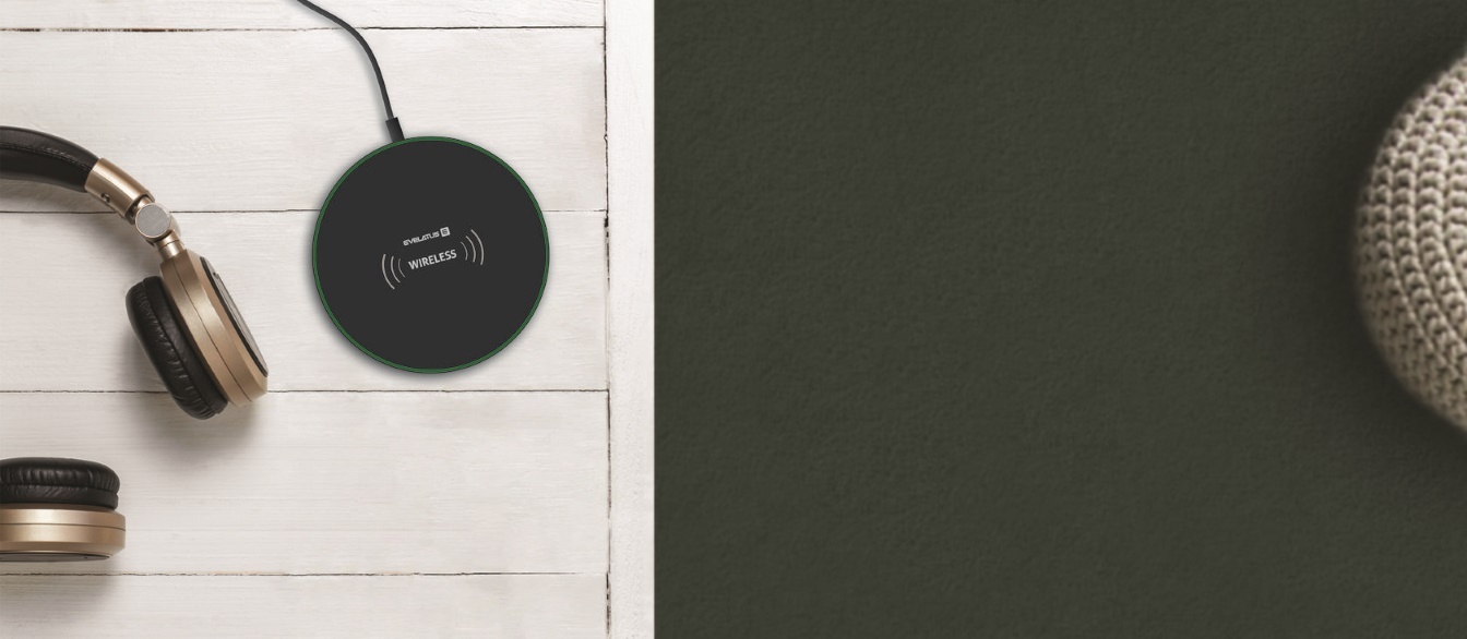 Thin wireless charger