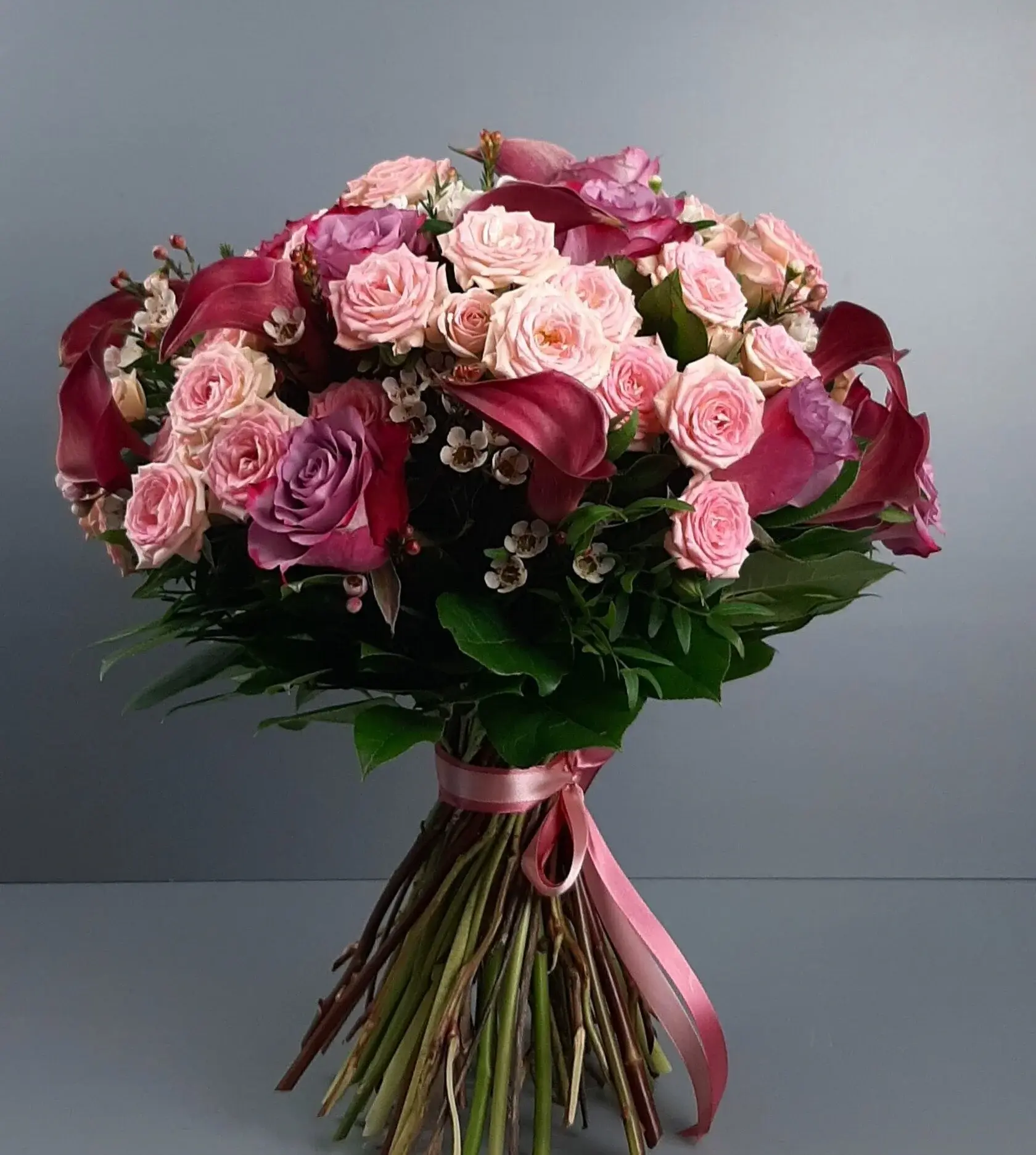 Professional floral styling, events, and custom flower arrangements for any occasion in Belgium