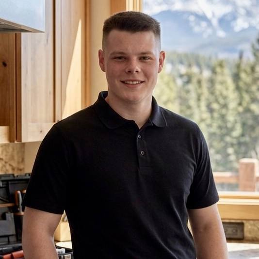 Alex, Appliance Repair Technician at ALLHANDLED