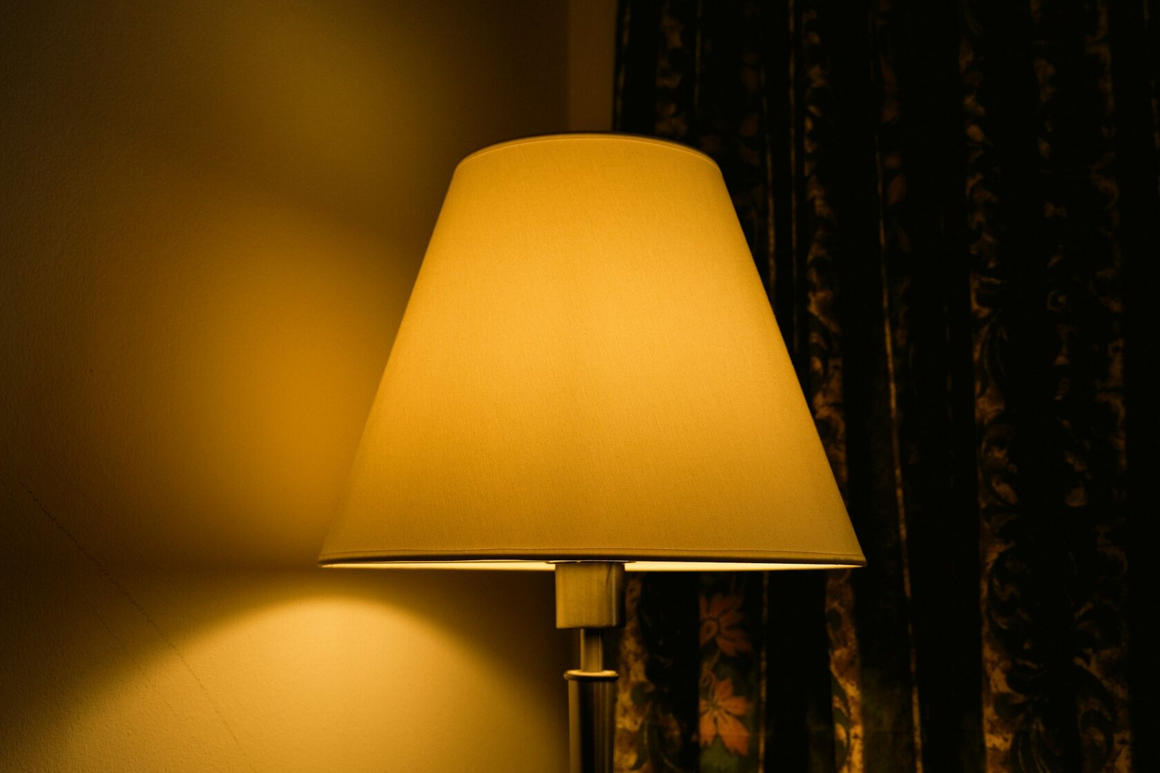 Настольная лампа Soft Light