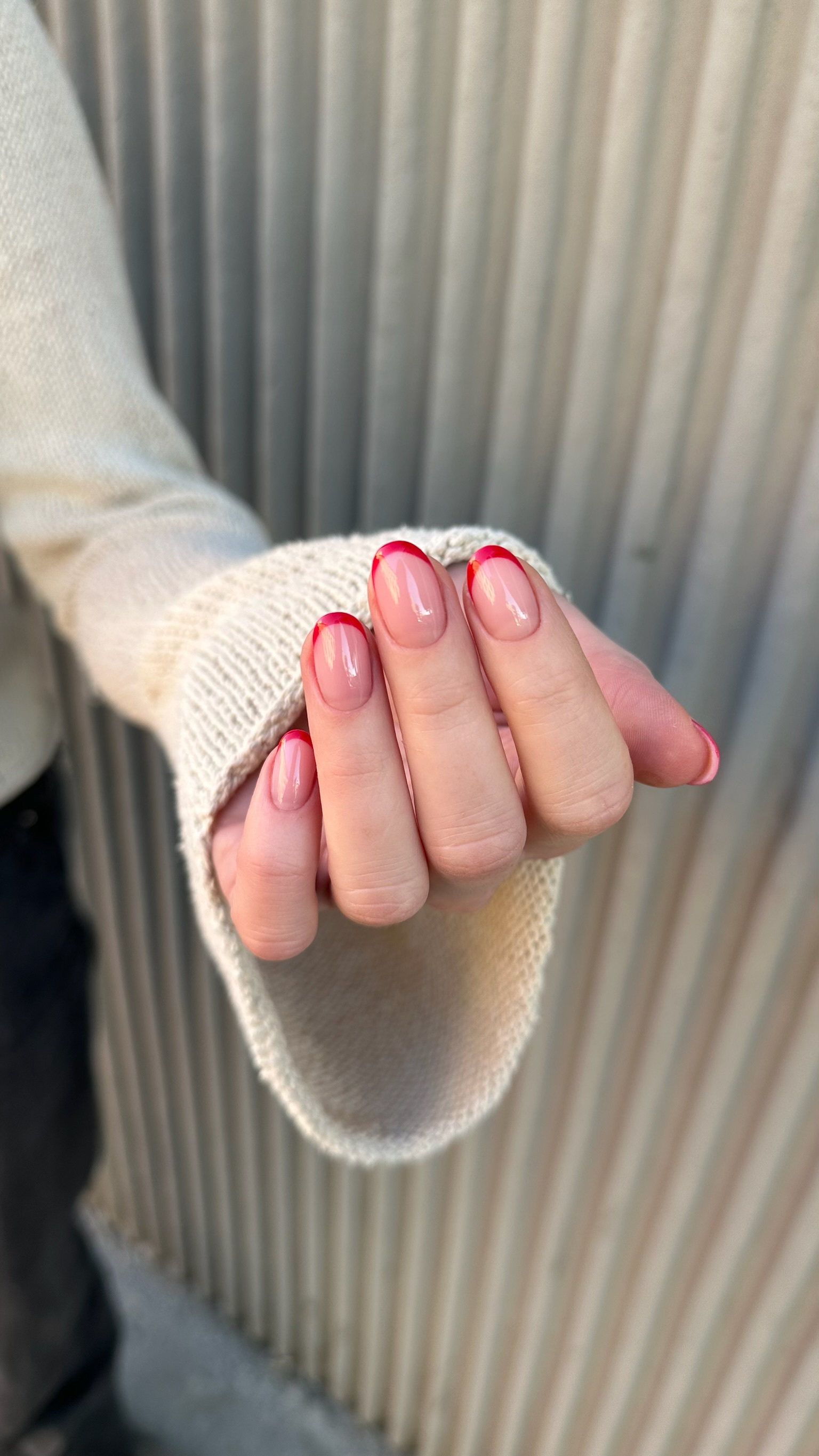 Práce absolventek kurzu manikúry Adele Nail School