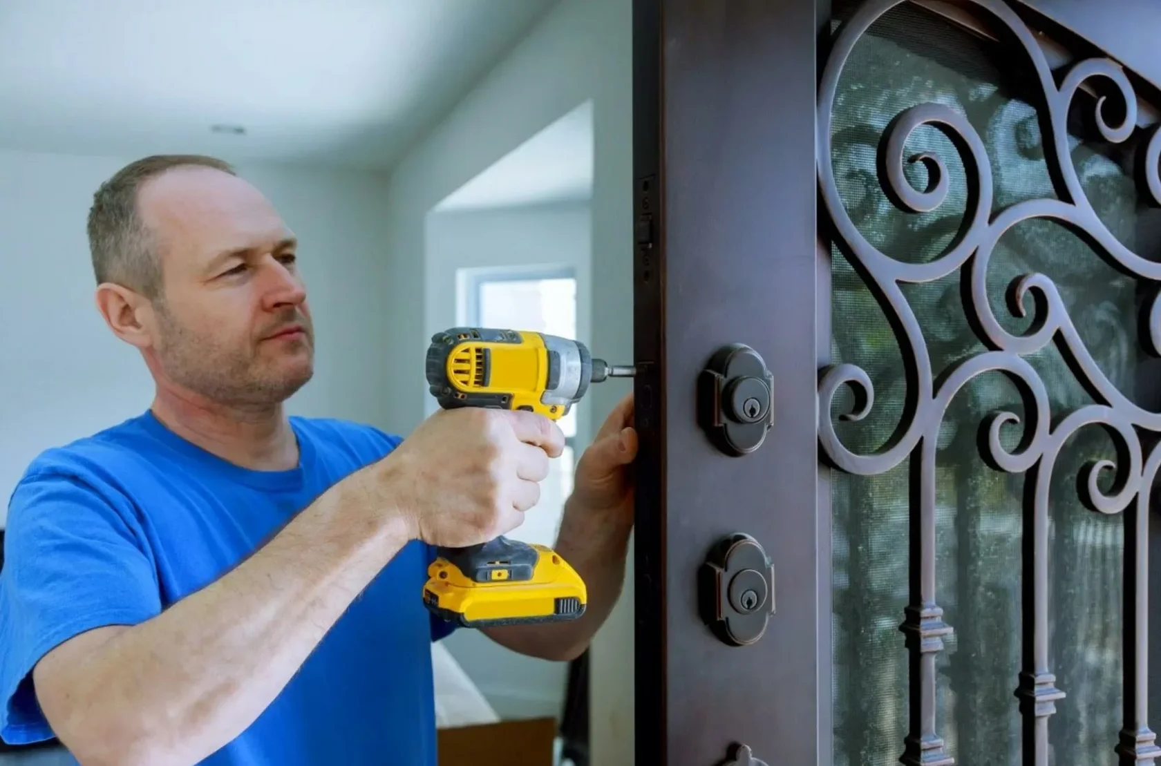 24/7 LOCKSMITH ETOBICOKE - LOCKSMITH GTA