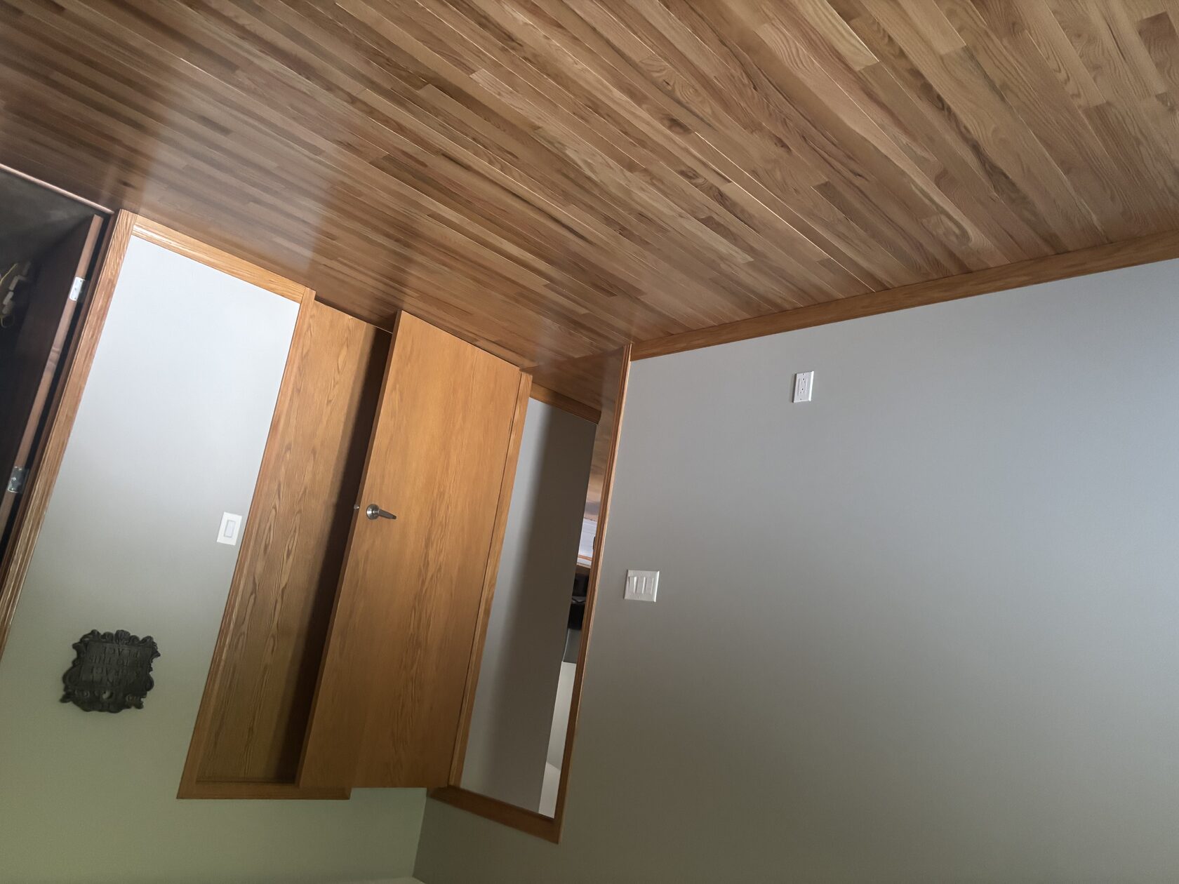 Interior Custom Wood Finishing in Calgary