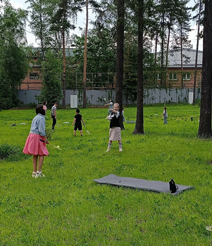 Подвижные игры на территории