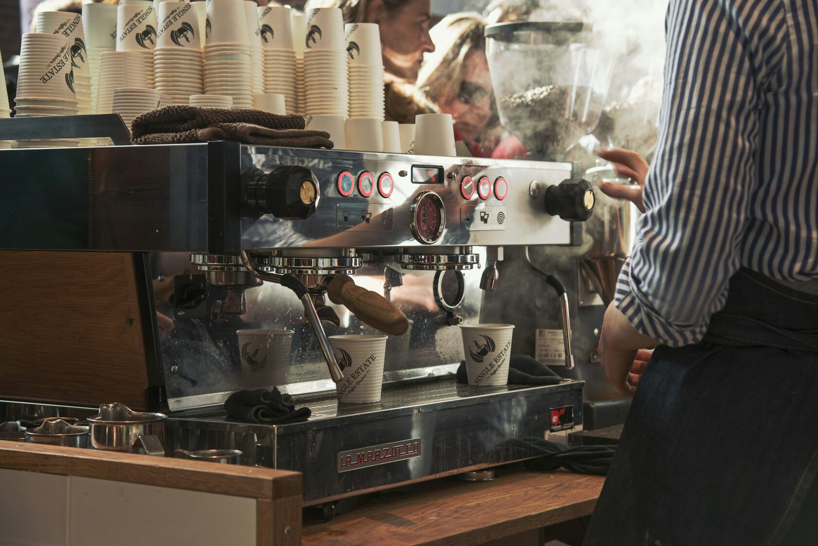 Accessoires café et barista professionnels