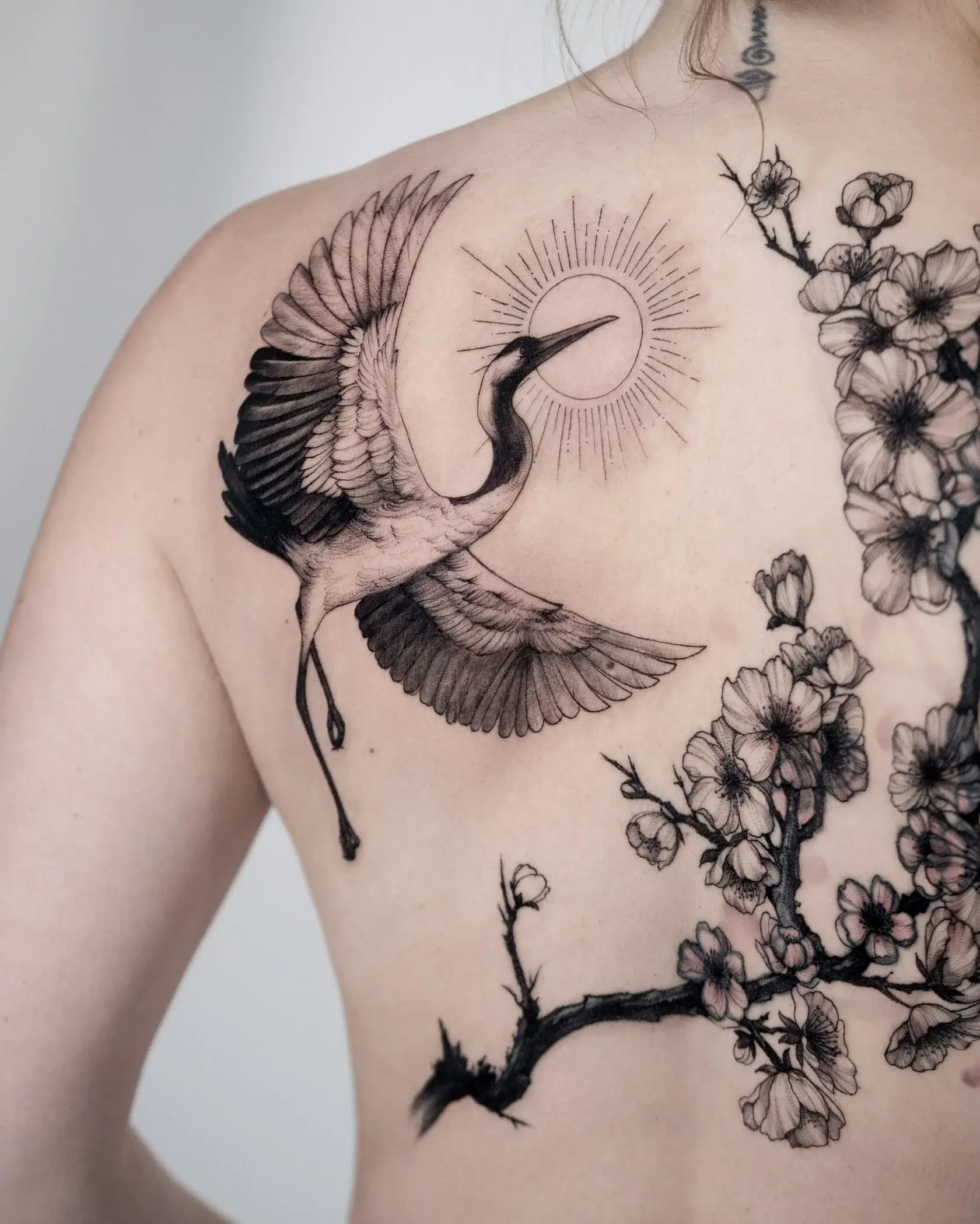 Graphik Tattoo - Brennnessel Tattoo Berlin