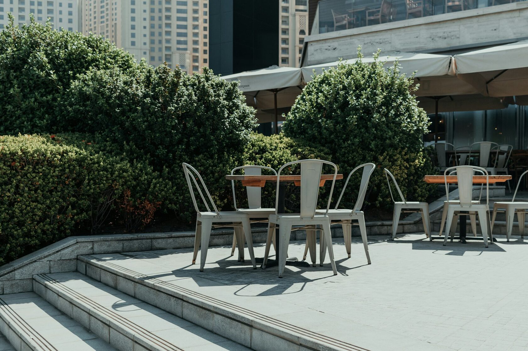Tables professionnelles terrasse restaurant