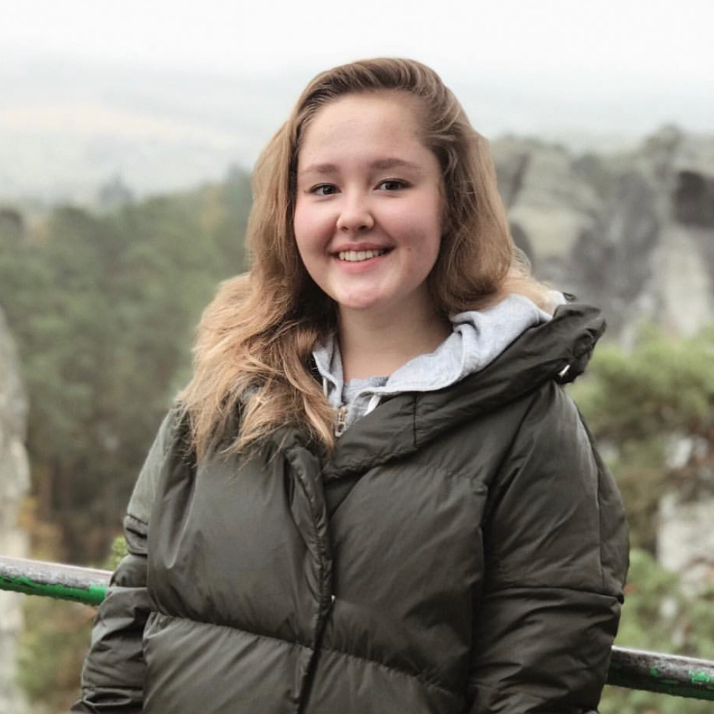 С языковыми курсами чешского языка от KOVER Вы точно поступите в университет мечты в самом центре Европы! 