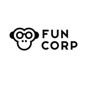 Black and white image turning to color on hover