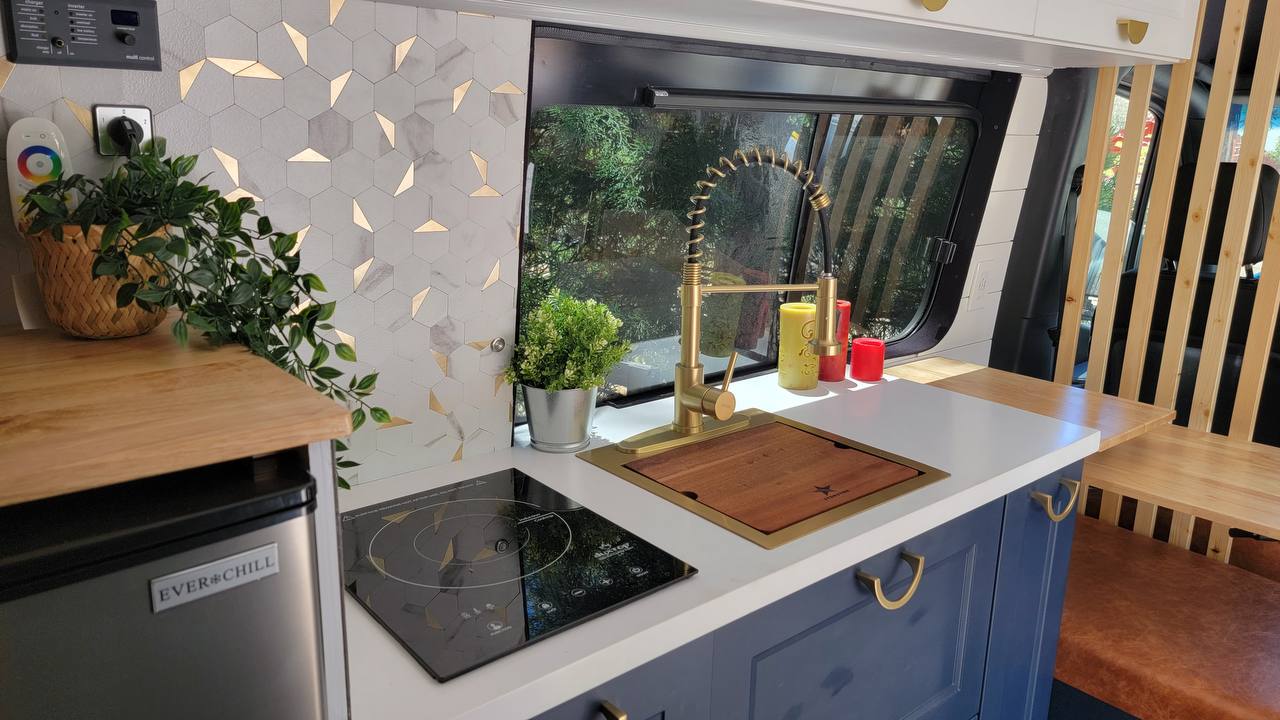 Designing a kitchen with Premium Accessories