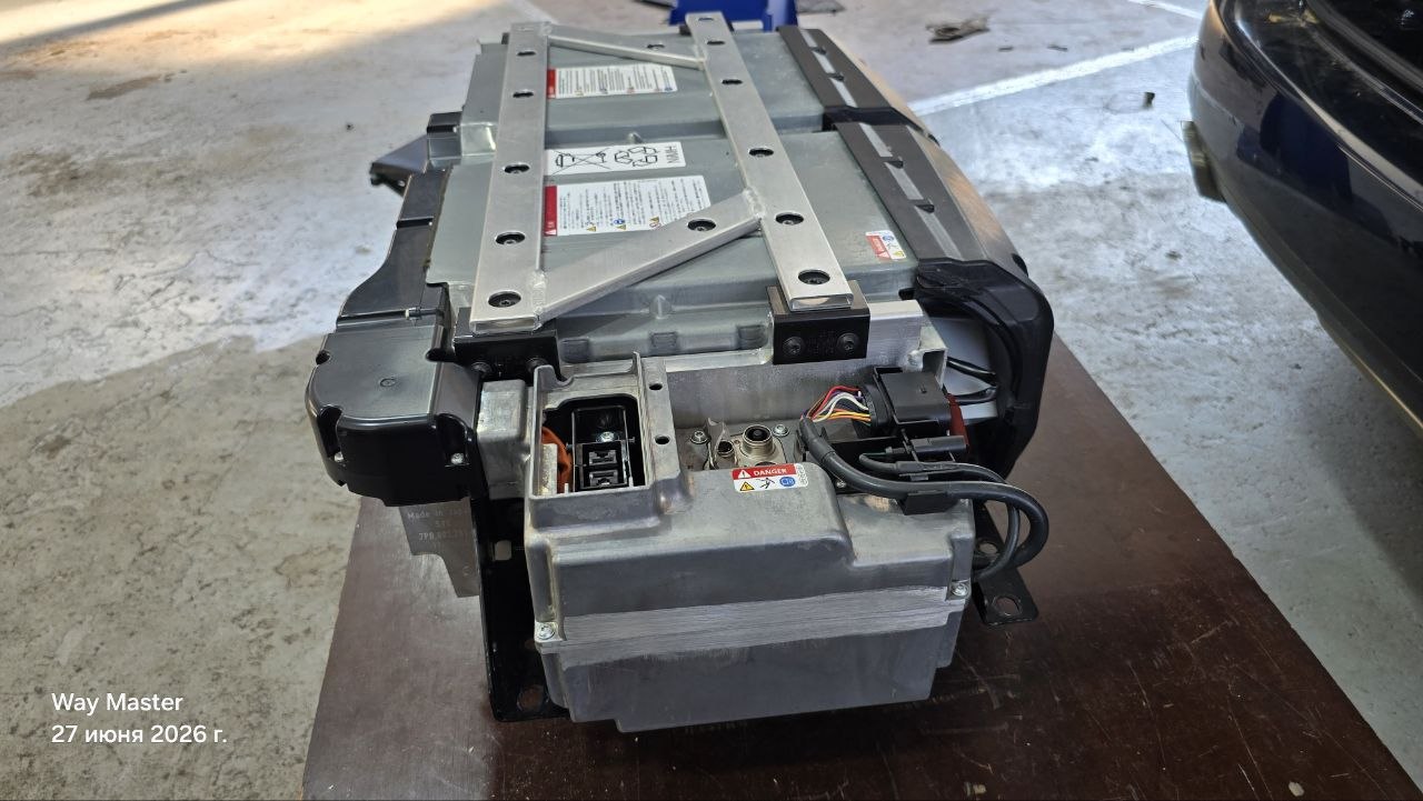 Pack batterie haute tension Porsche Cayenne avec câbles orange