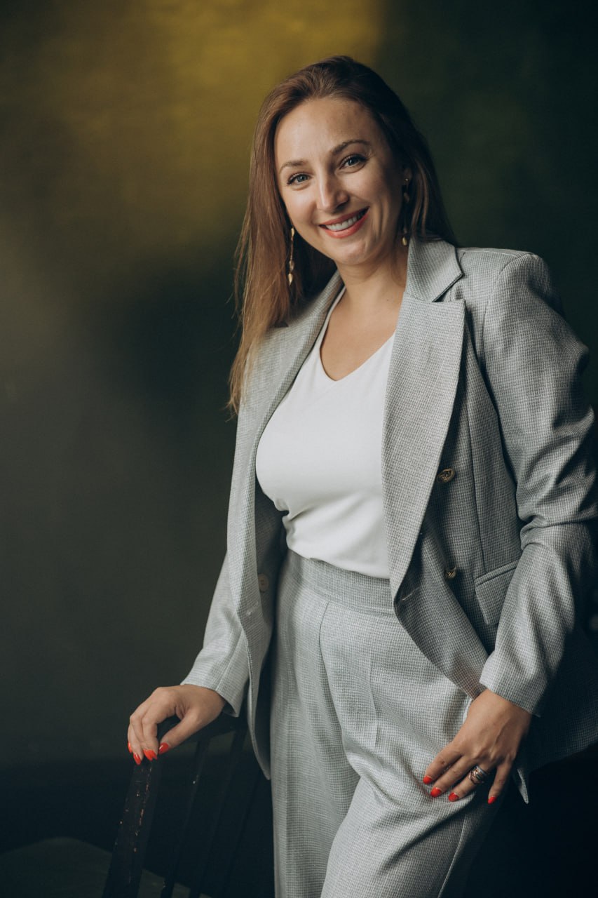 Ірина Дзюбановська, ведуча групової онлайн-зустрічі