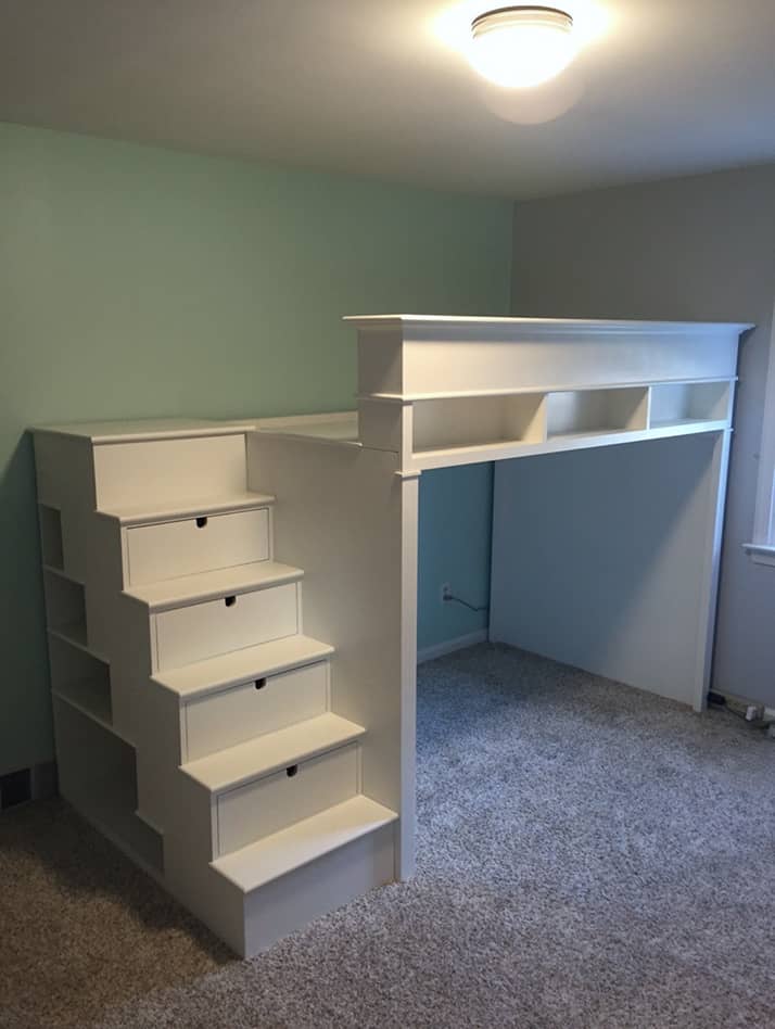 Bunk bed with storage stairs 