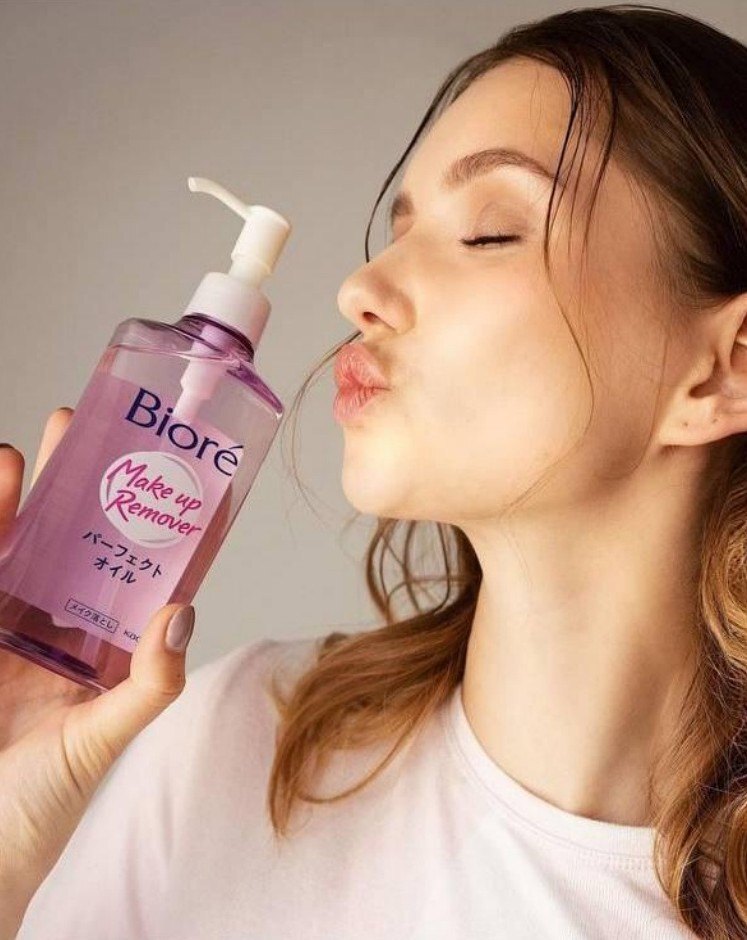 Biore