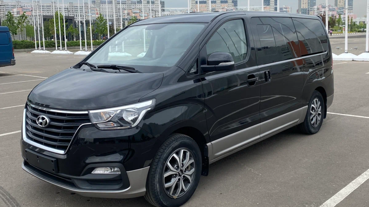 Hyundai Starex