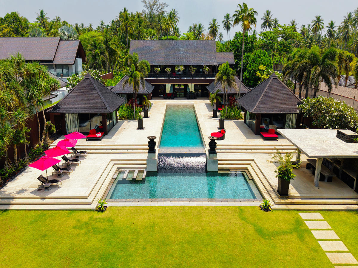 Villa Saanti — 6 bedroom beachfront villa, Natai Beach