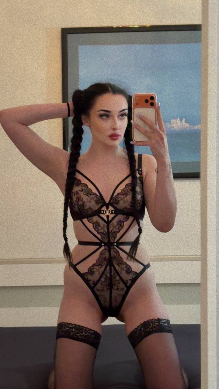 Model Kiki