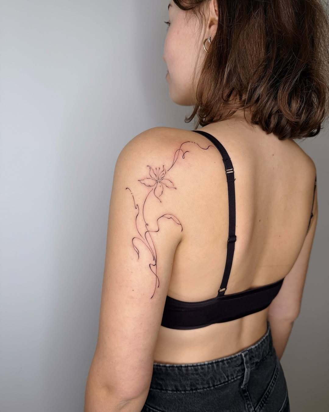 Botanical Tattoo von Daria aus dem Brennnessel Studio in Berlin