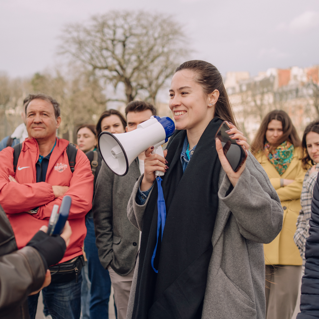 Кофе и круассан