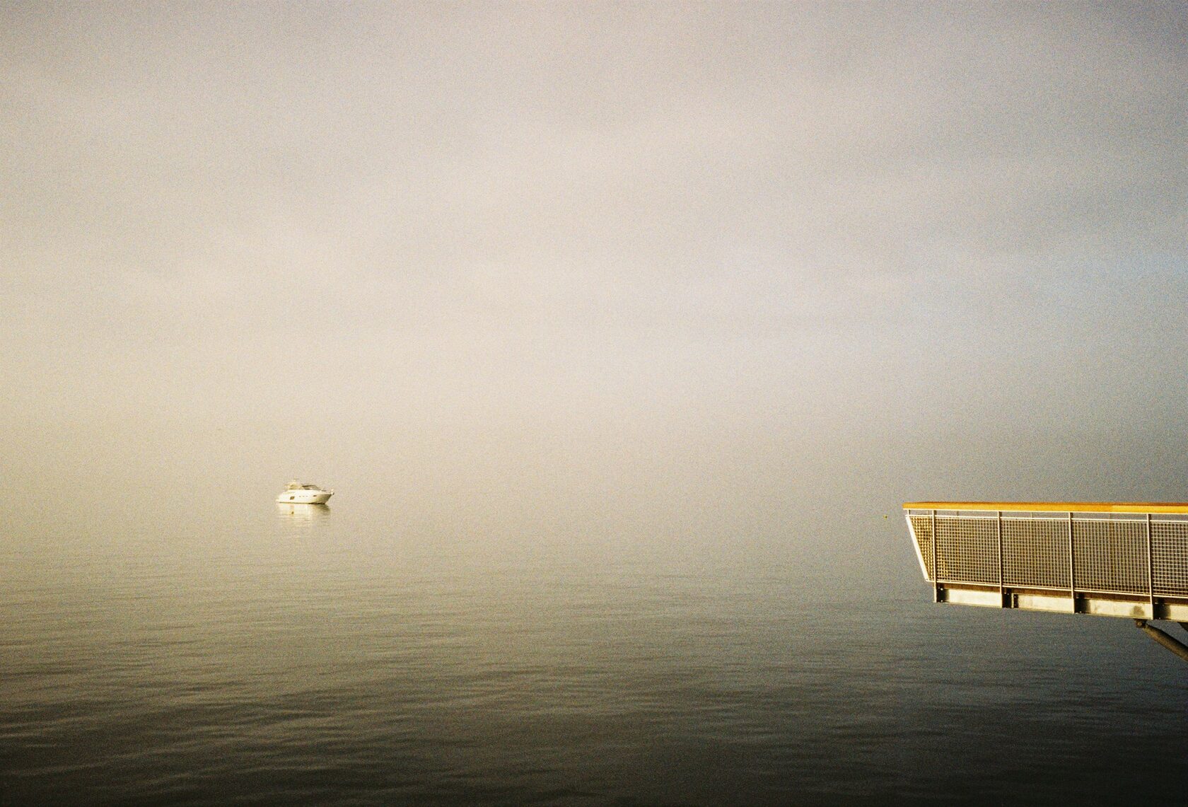Yacht stern platform