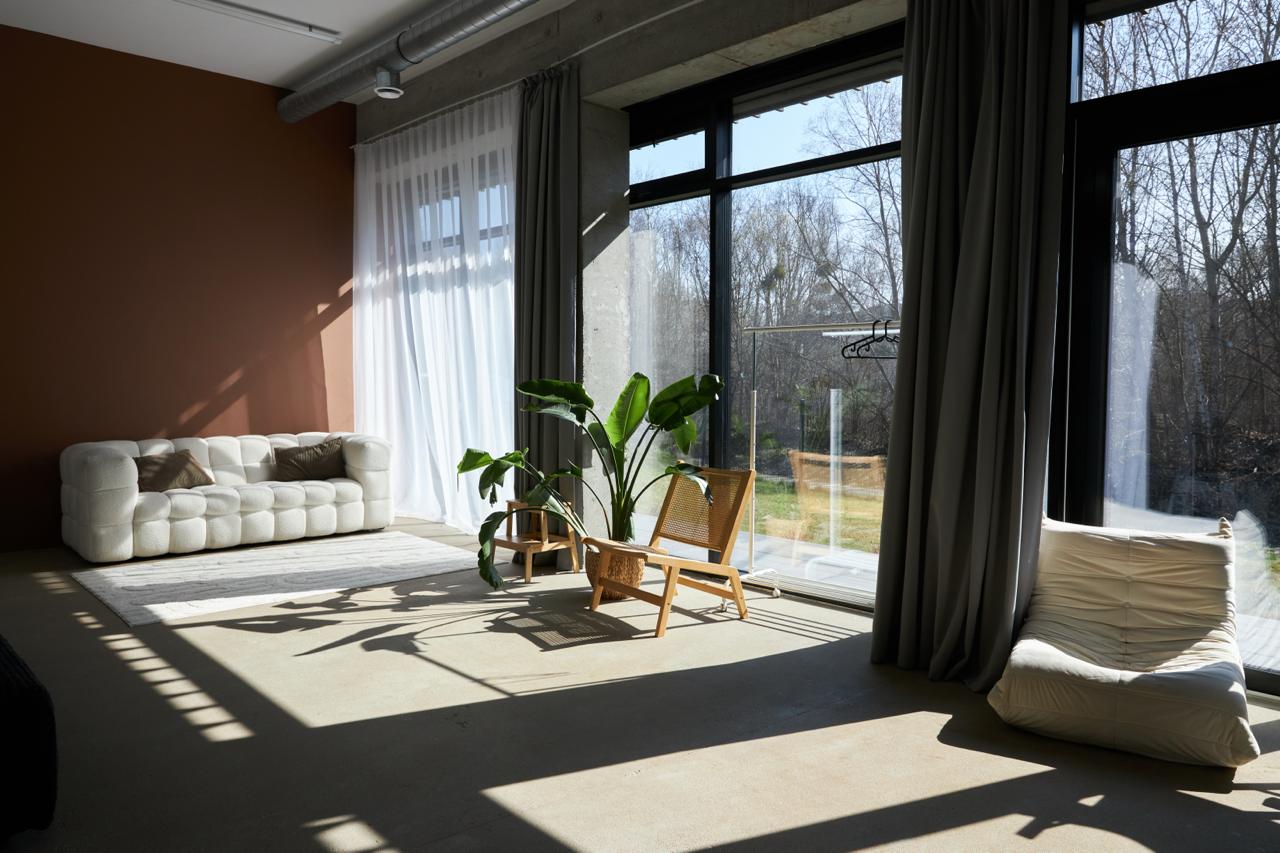 Sala 1 Cyklorama — przestronne wnętrze studia fotograficznego w Gdańsku
