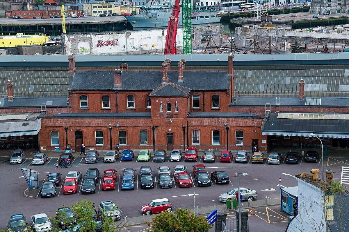 Kent Railway Station in Cork - Ireland Trains