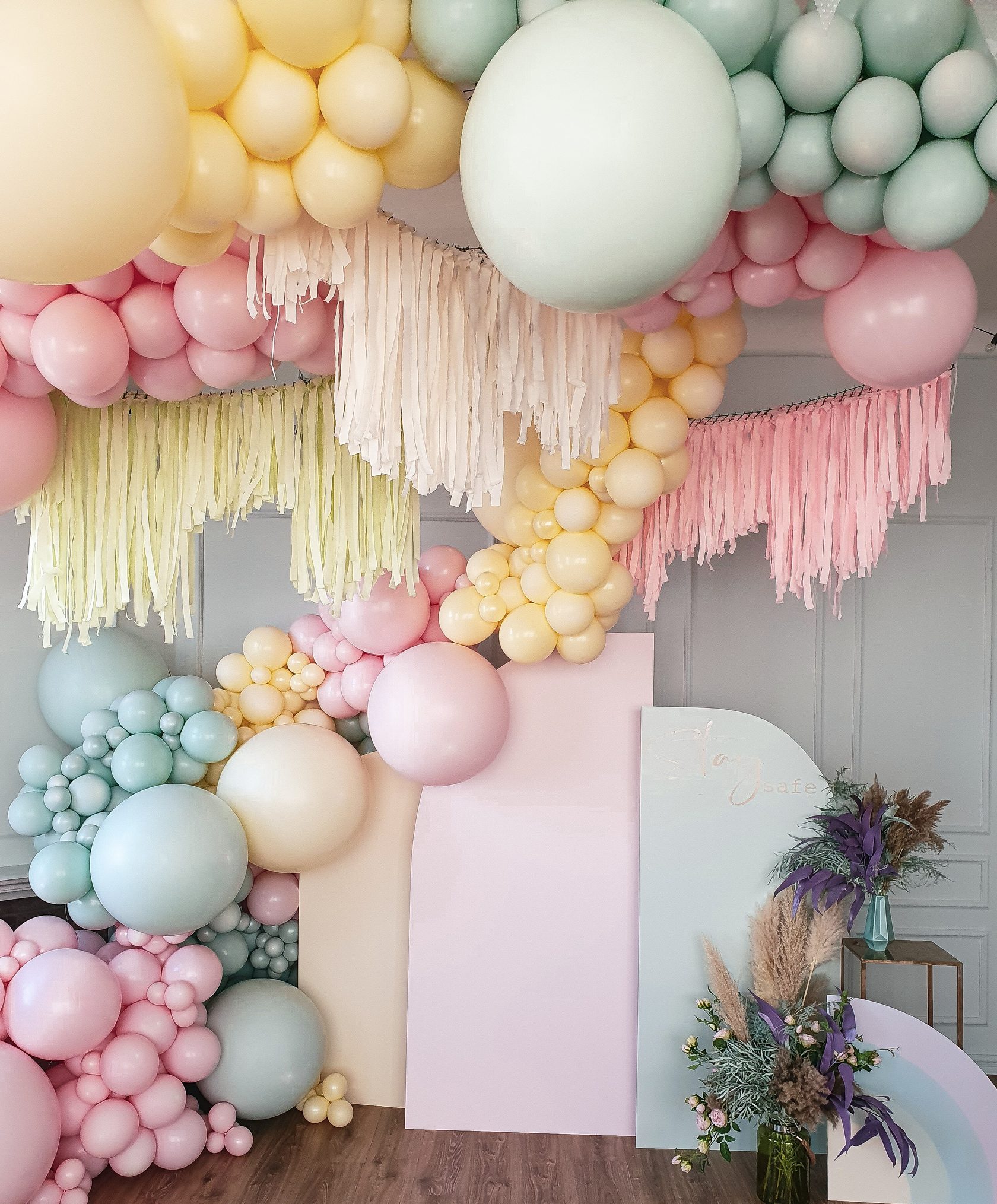 Ballery Balloon Online School