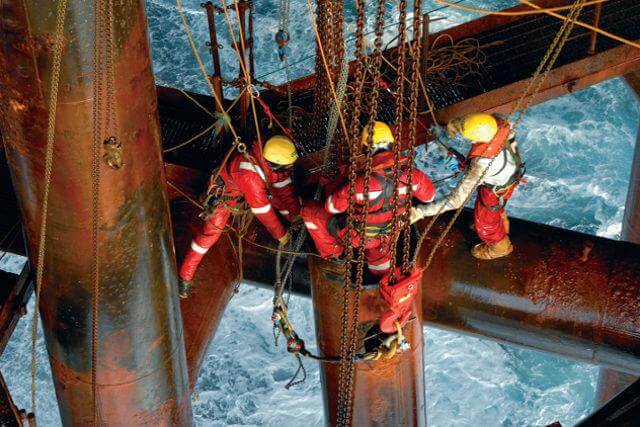 Poor Rope Access Rigging TT-NDT rope access and inspection services
