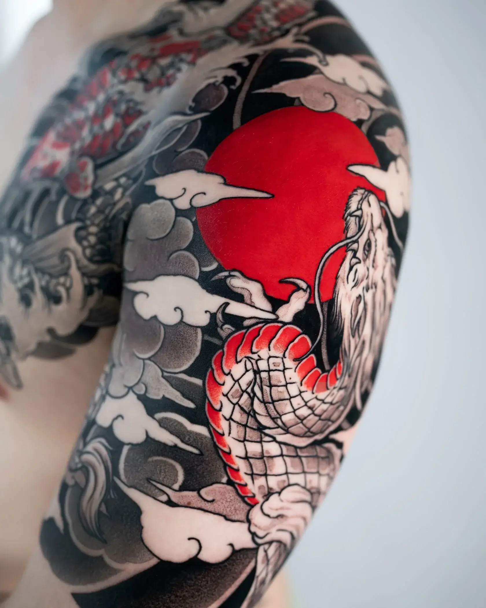 Farbe Tattoo - Brennnessel Tattoo Berlin