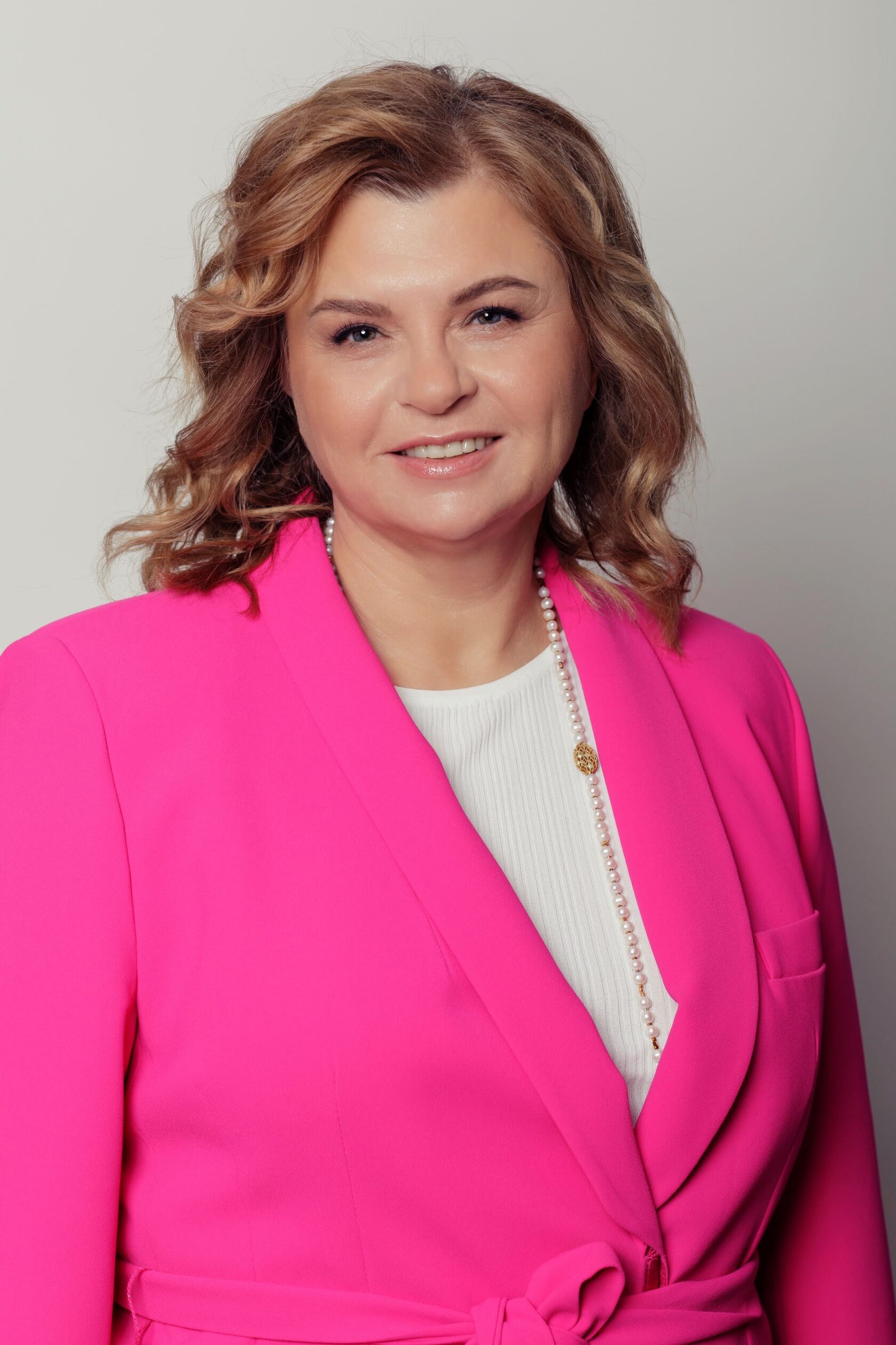 Dorota Dobija, Prof.