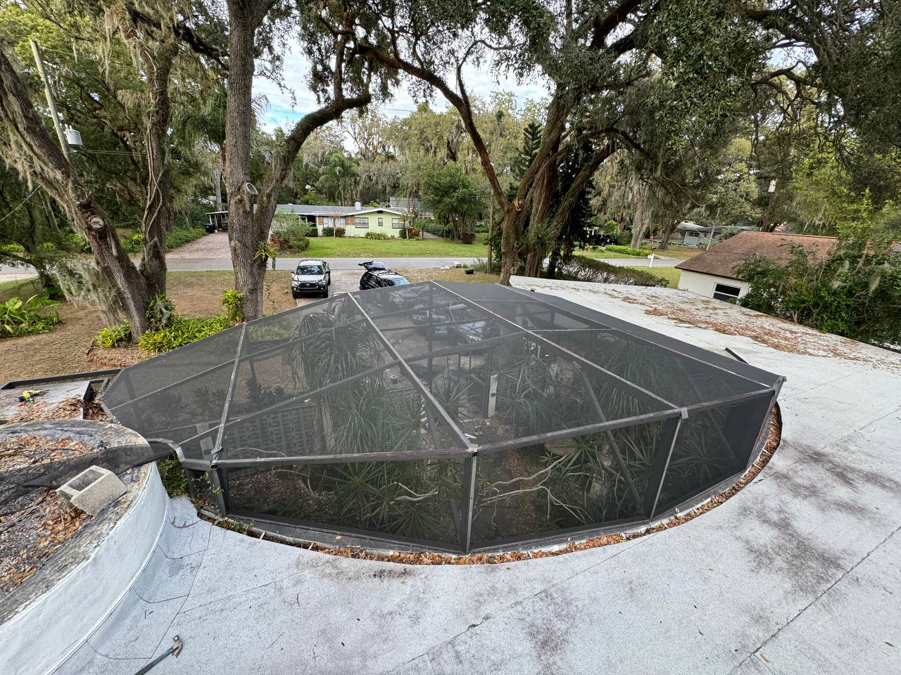 Pool cage after full rescreening