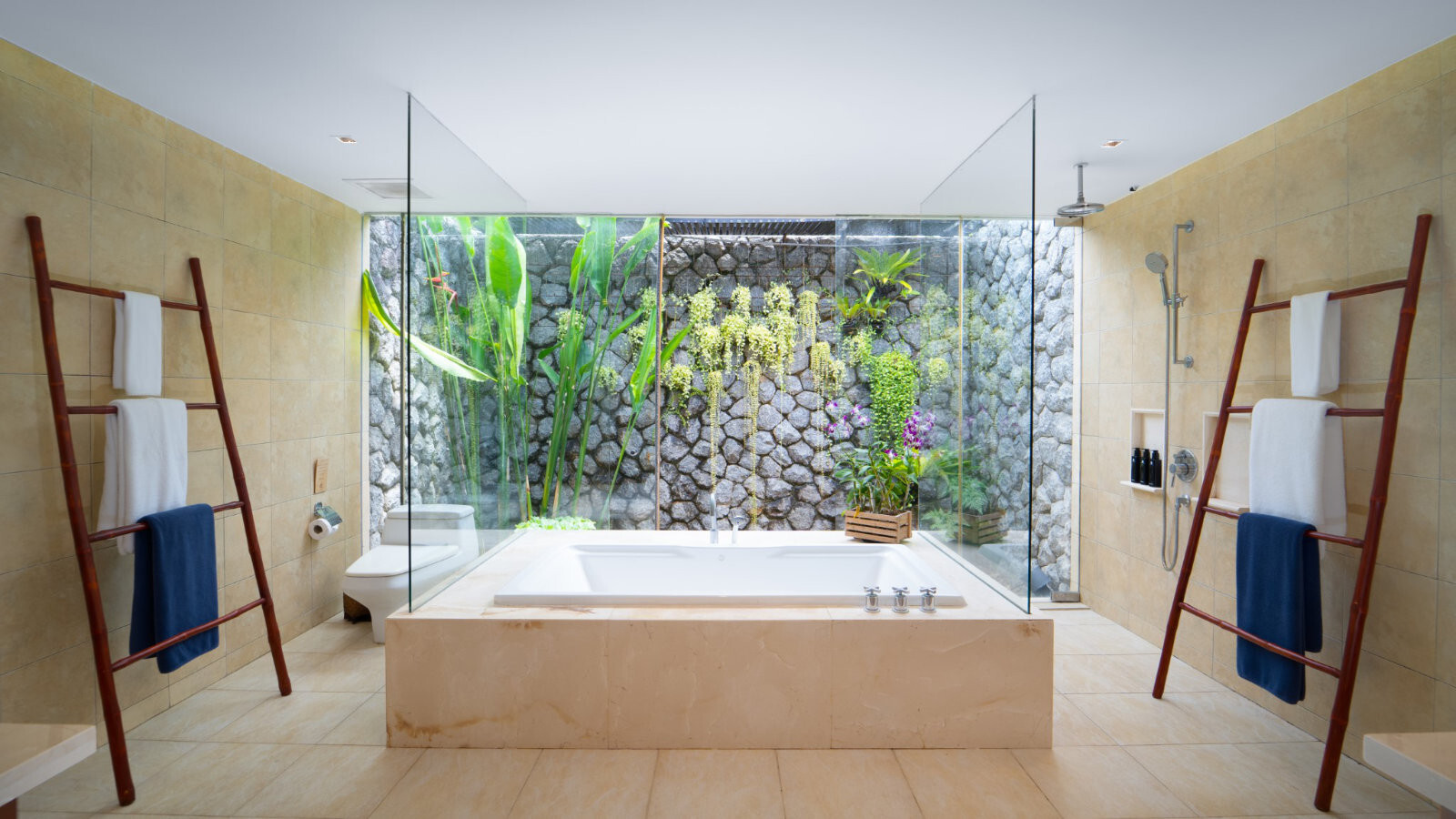 Master bathroom, beachfront estate, Natai Beach